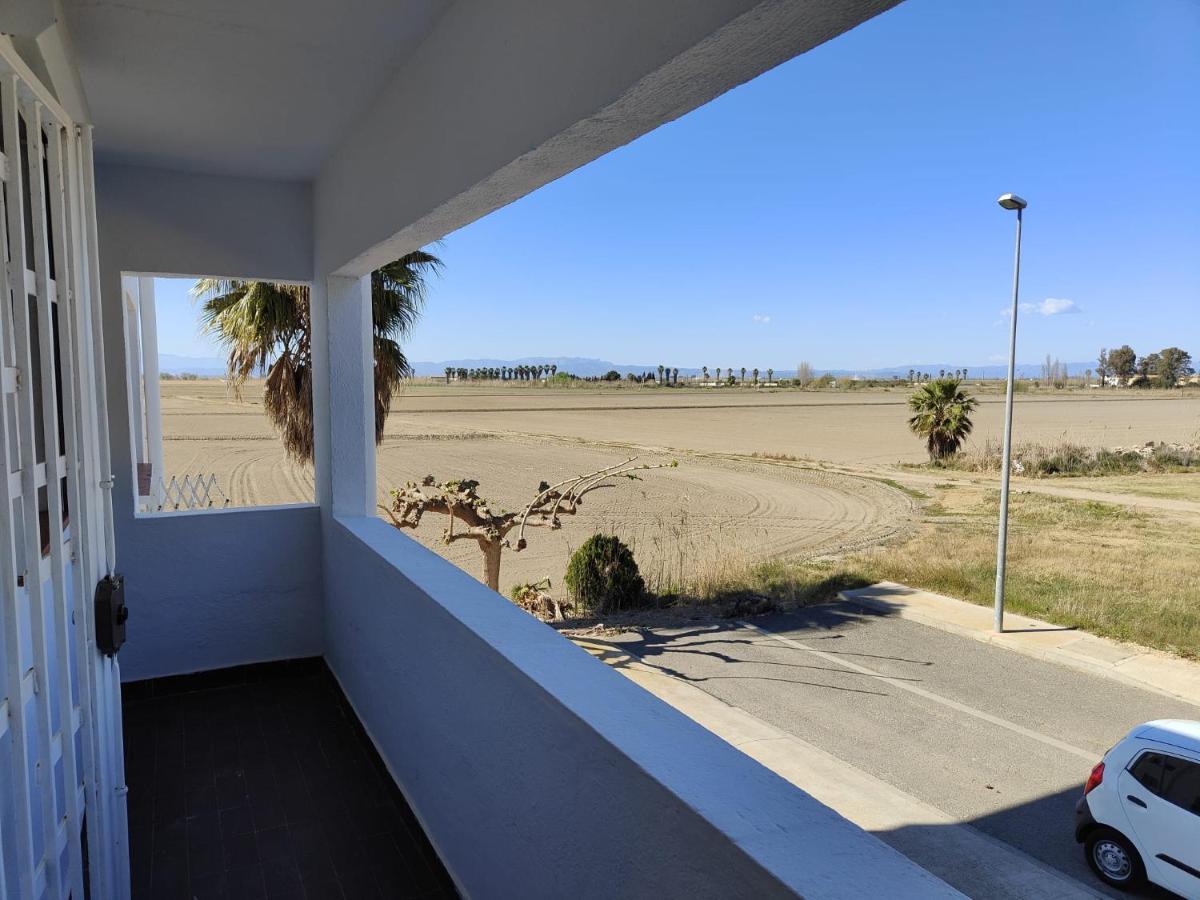 Eucaliptus, Bonito Piso A Pocos Pasos De La Playa Delta De L'Ebre Appartement L'Eucaliptus Buitenkant foto